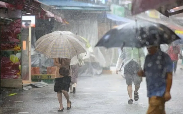 55 Provinzen unter Unwetter-Alarm