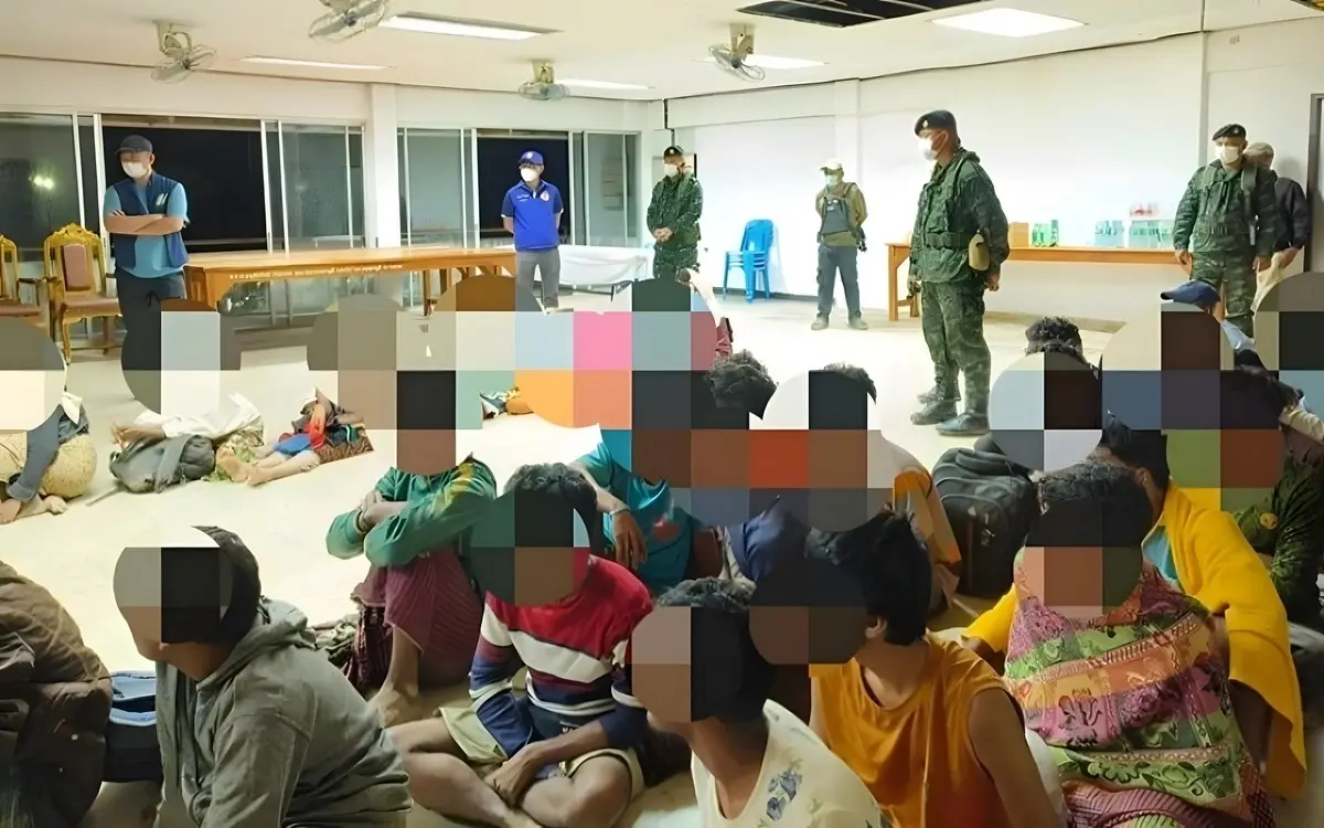 84 illegale Einwanderer in Kanchanaburi festgenommen – Polizei entdeckt geheime Grenzüberquerung