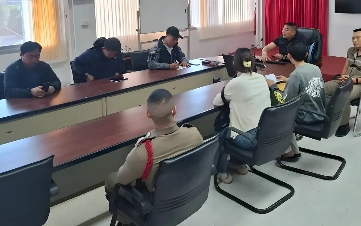 Alarmierender Raubüberfall in Chiang Mai: Falsche Polizisten überfallen Cannabis-Shop und erbeuten Wertgegenstände