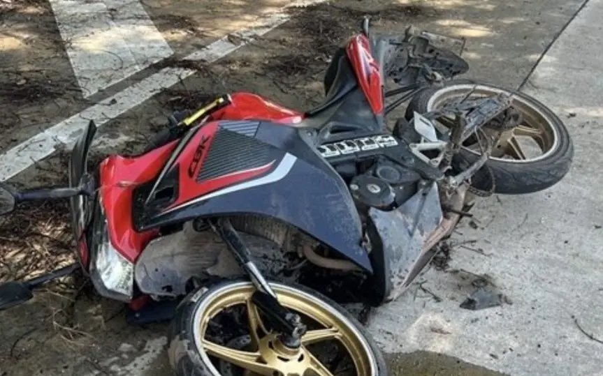 Schock am Straßenrand: Freundin findet Liebsten nach Crash – Tot!