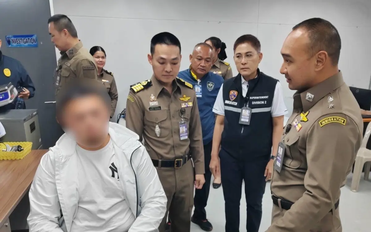 Ausgerechnet: Kokain im Reisepass! Neuseeländer (24) in Phuket festgenommen – dreister Schmuggel-Versuch
