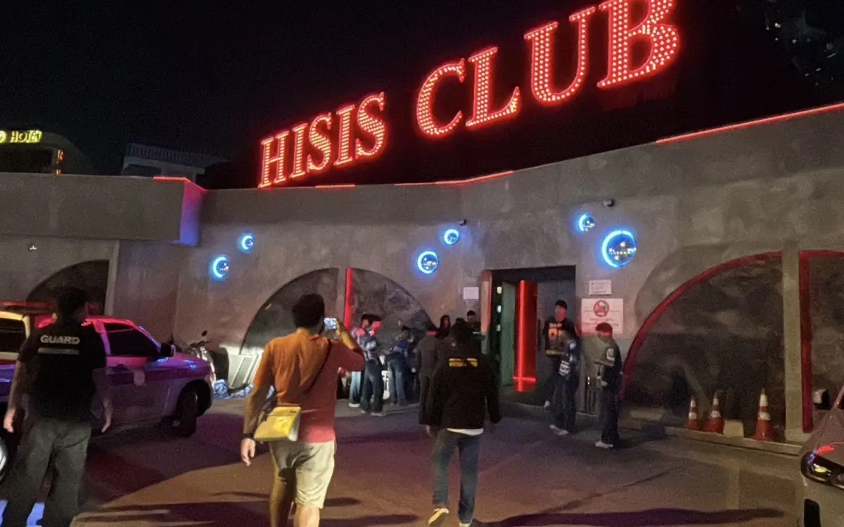Bars und Clubs im Visier: Nachtkontrolle der Polizei in Pattaya