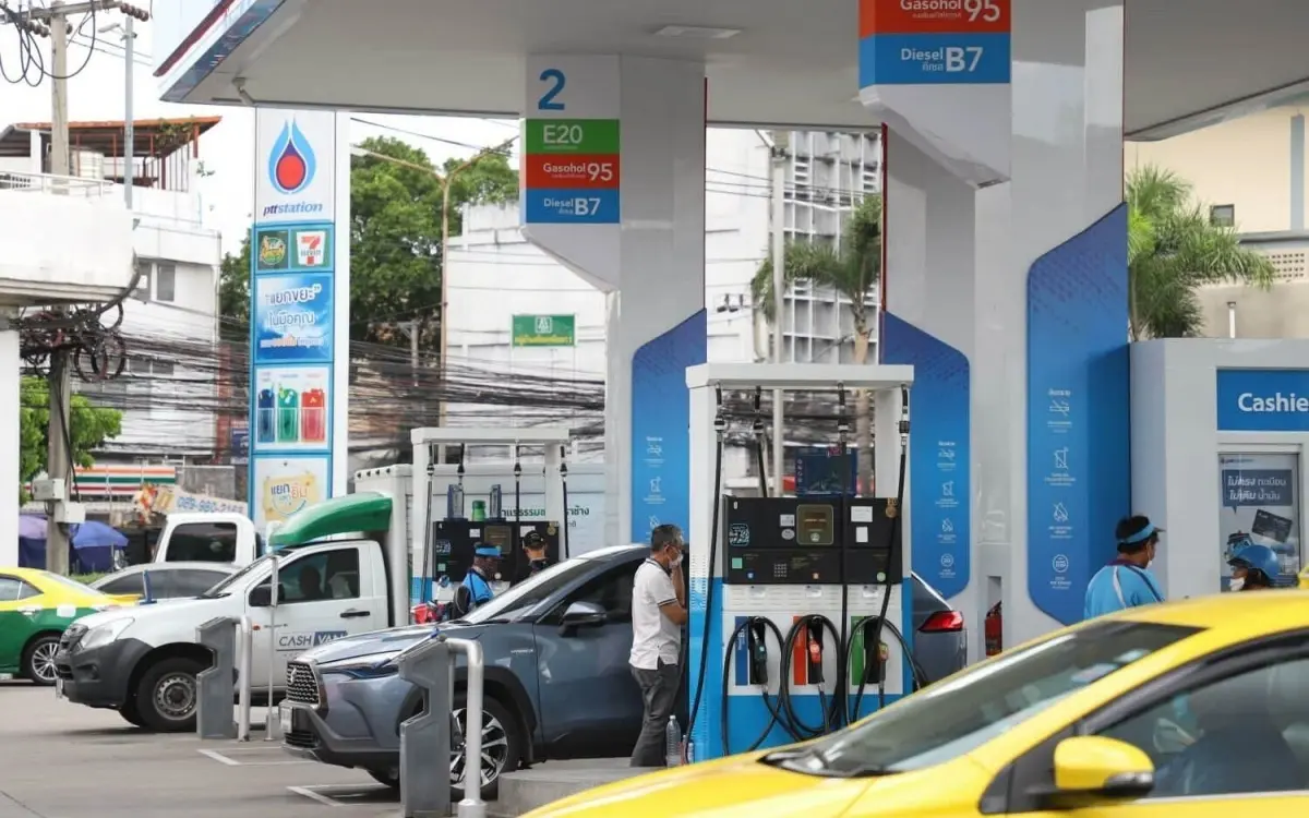 Benzin- und Dieselpreis-Senkung: Festtagsfreude für Autofahrer zum Songkran Festival in Thailand