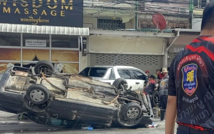 Betrunkener Ausländer rast in Songkran-Menge – 7 Verletzte