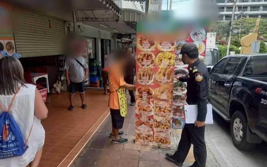 „Das ist unser Platz!“ – Pattaya räumt wild zugestellte Gehwege frei