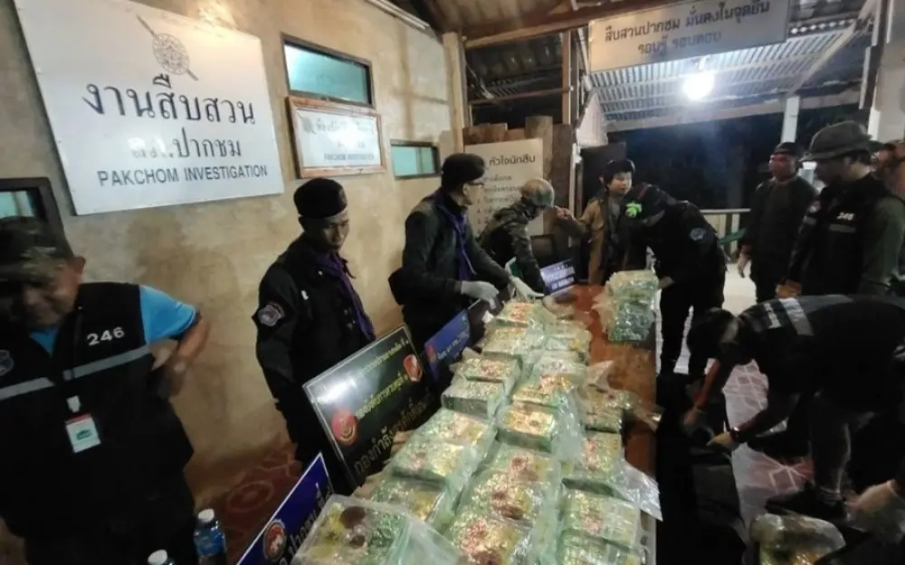 Drogenrazzia in Loei: Thailändische Ranger beschlagnahmen 200 kg Crystal Meth