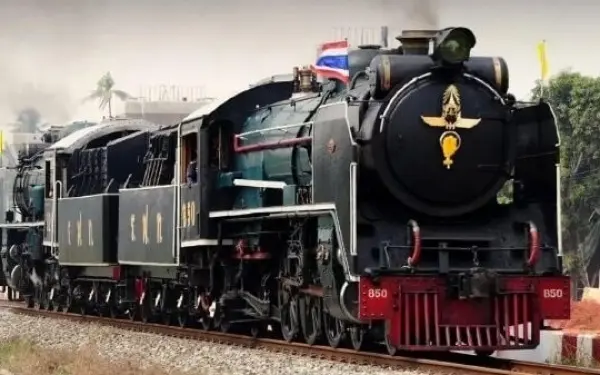 Fahren Sie am 26. März mit historischen Dampfzügen von Bangkok nach Ayutthaya