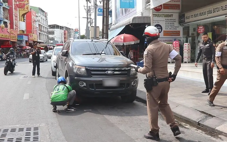 Radklemme war gestern: Pattaya schleppt jetzt ab!