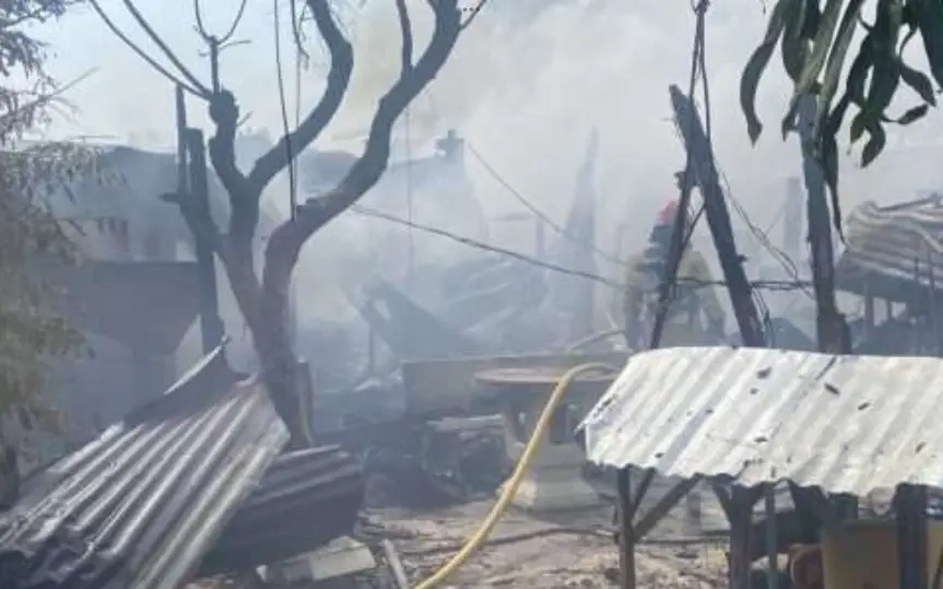 Großfeuer in Pattaya: Drei Familien verlieren alles – Tragödie in der Thepprasit Soi 5