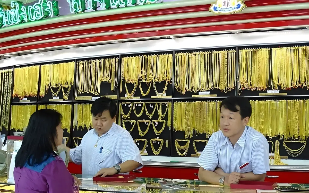 Hausangestellte verurteilt: 235 Jahre Haft für spektakulären Golddiebstahl in Thailand