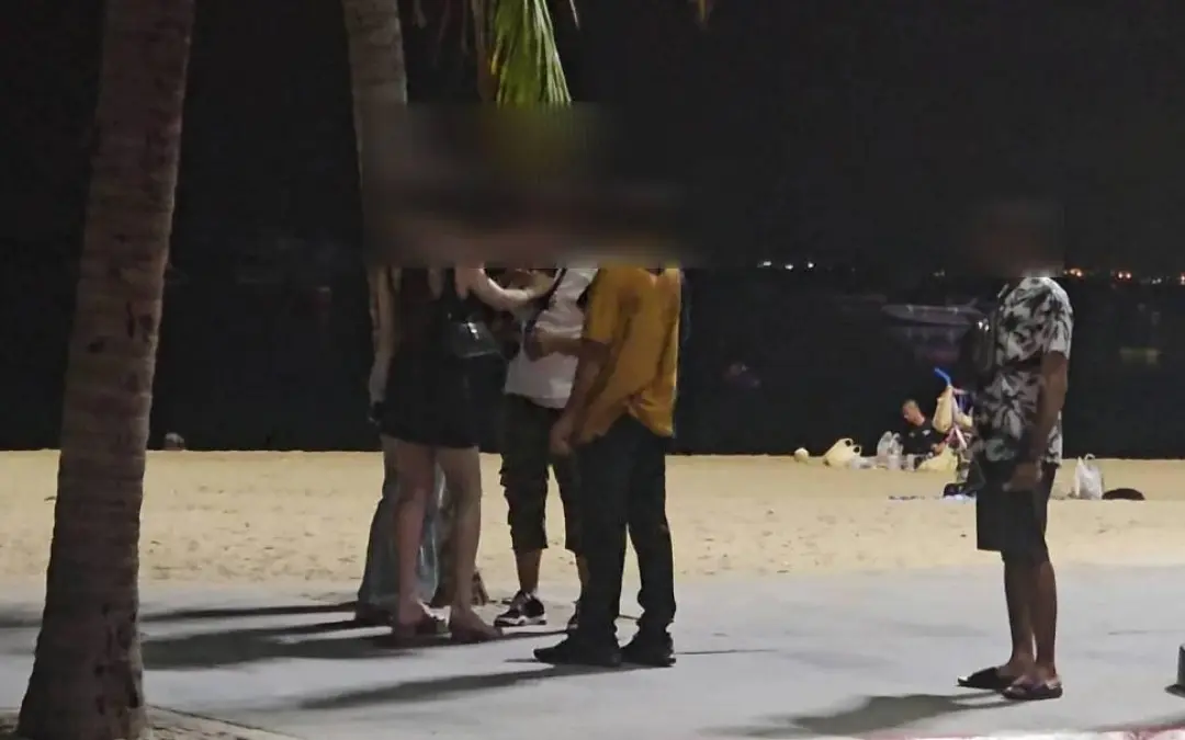 Aggresive Belästigung in Pattaya: Ausländischer Tourist von Transgender-Gruppe erpresst