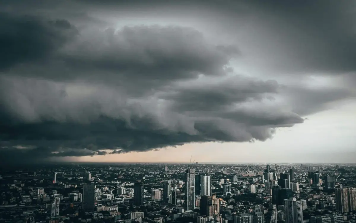 Heftiges Wetter in Thailand: 47 Provinzen bereiten sich auf Sommerstürme vor