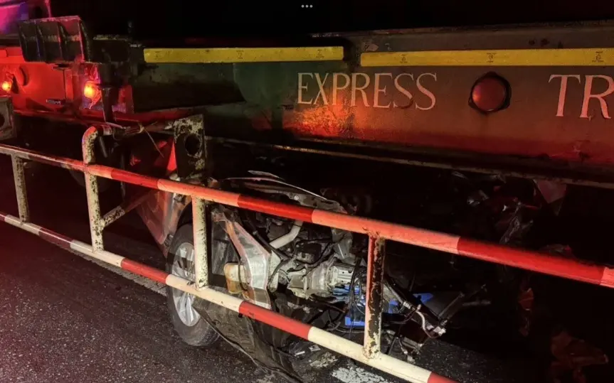 Kurioser Unfall in Nakhon Si Thammarat: Musiker verliert Leben nach GPS-Abkürzung