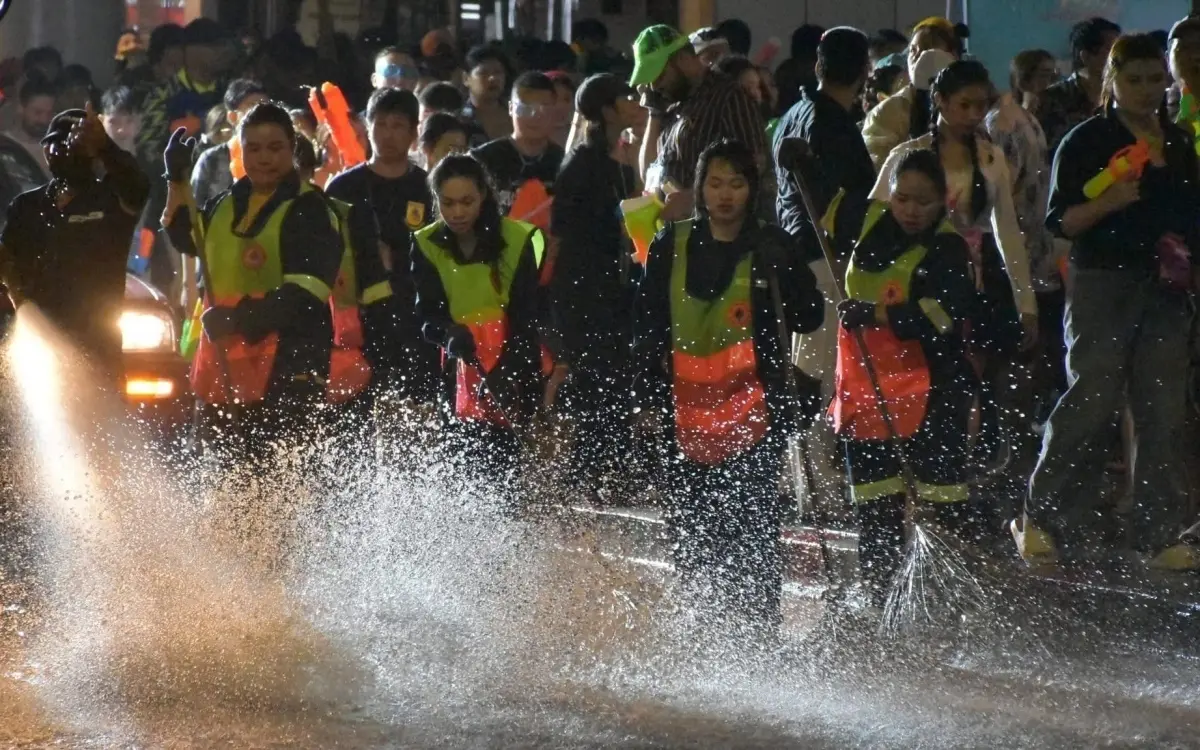 Mega-Party in Bangkok: Über eine Million feiert Songkran-Wahnsinn!