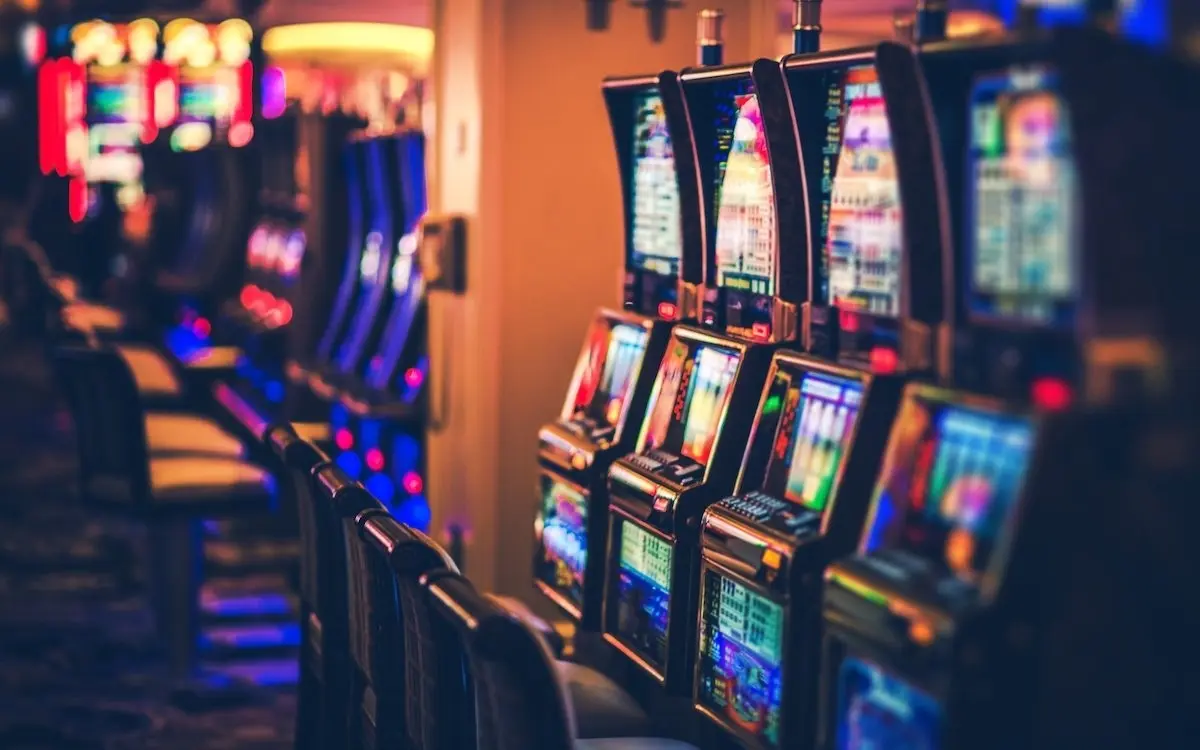 Konzert-Saal, Wasserpark, Hotels – Und dann doch Casinos