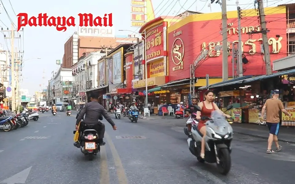Pattaya auf zwei Rädern: Abenteuer oder Russisches Roulette für Touristen – So vermeiden Sie gefährliche Unfälle