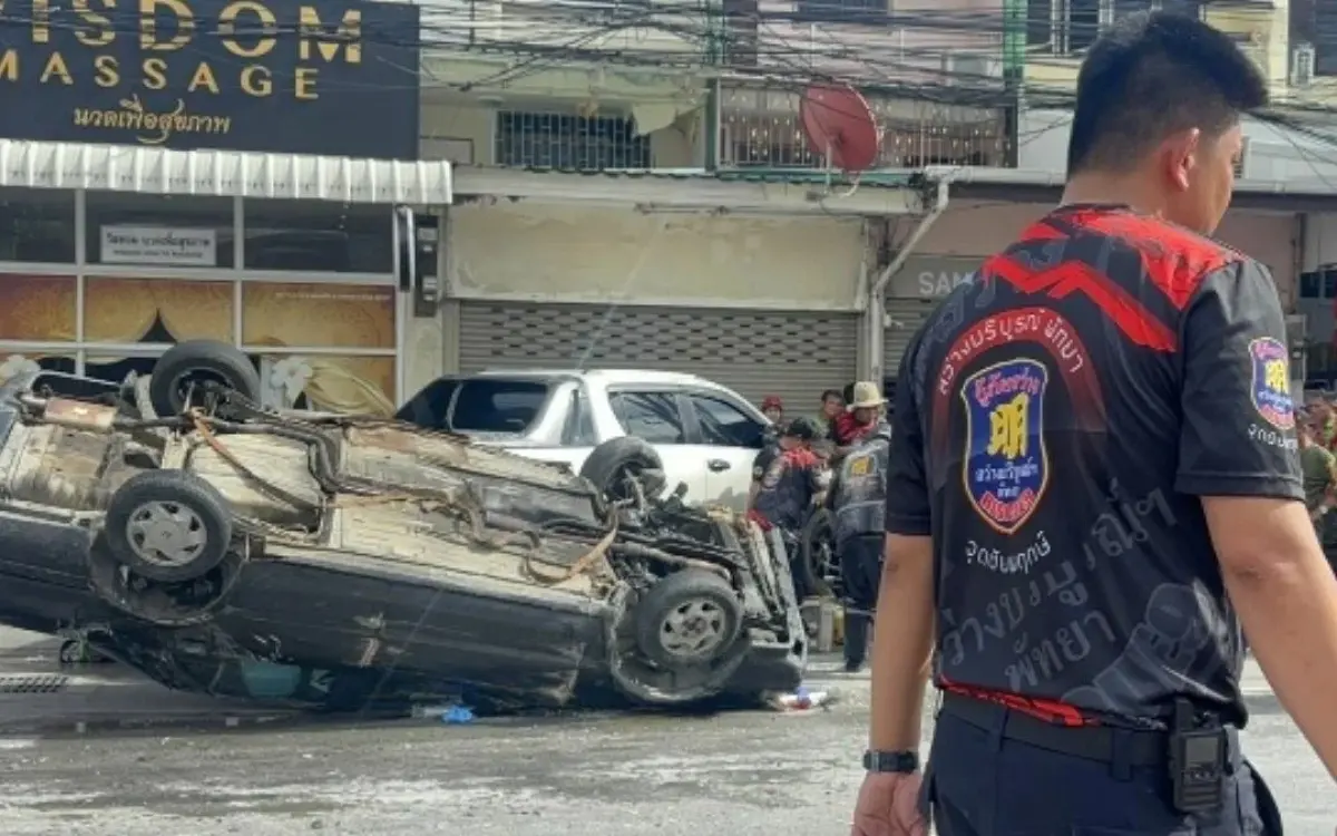 Pattaya: Betrunkener Ausländer rast in Songkran-Menge – 7 Verletzte