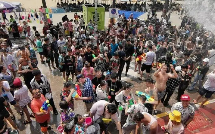 Pattaya bleibt vom großen Beben unberührt: Songkran-Festival findet wie geplant statt