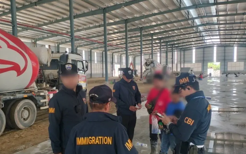 Pattaya im Fokus: Massenfestnahmen bei Einwanderungskontrollen