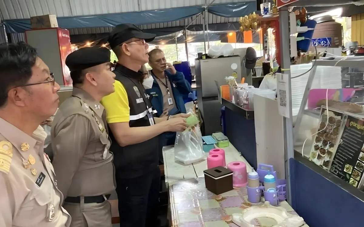 Polizei in Pathum Thani geht gegen Ausländer Mafia vor – Einhaltung der Gesetze in Thailand wird durchgesetzt