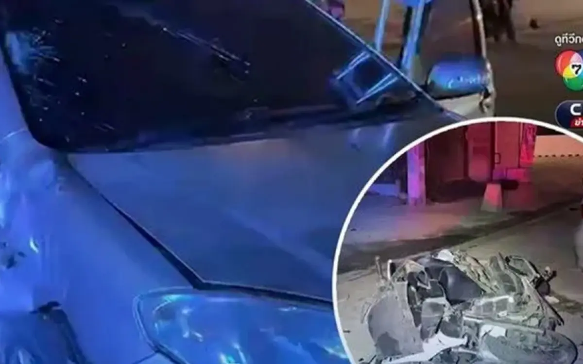 Rasender Russe: Biker zerlegt sich auf Motorhaube