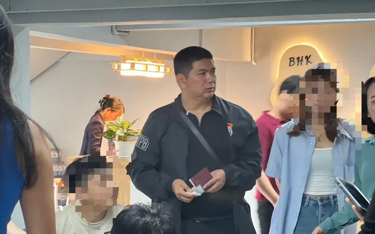 Razzia gegen illegale Beschäftigung in Pattaya: Ausländische Angestellte ohne Arbeitserlaubnis entdeckt