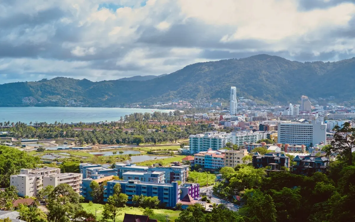 Russen-Boom auf Phuket: Jeder vierte Ausländerjob jetzt in ihrer Hand