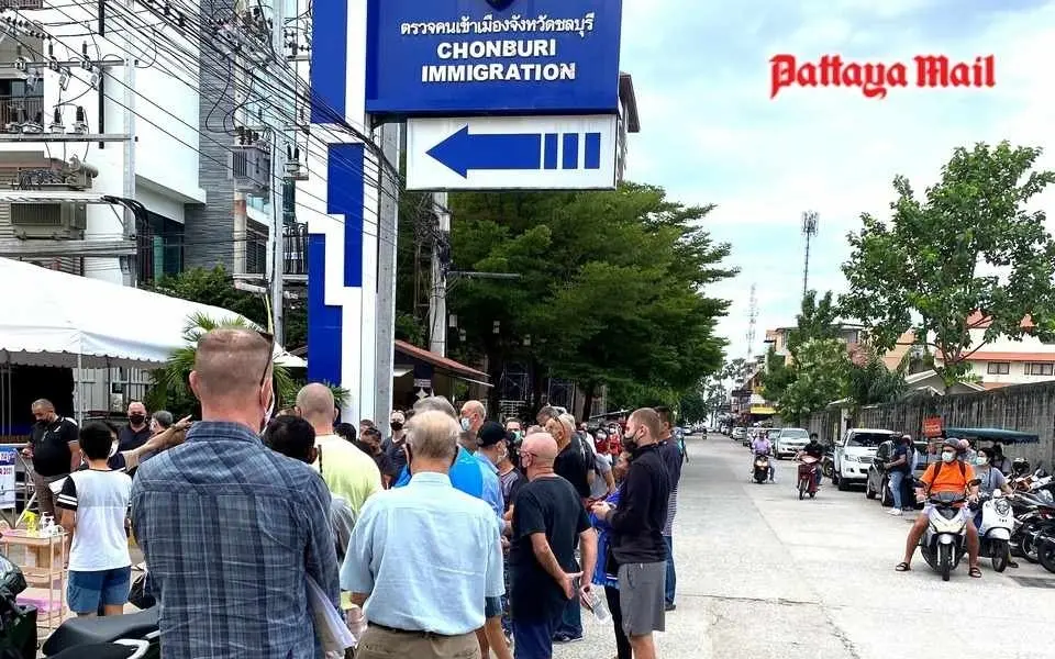 Schließungen des Einwanderungsbüros in Jomtien im April
