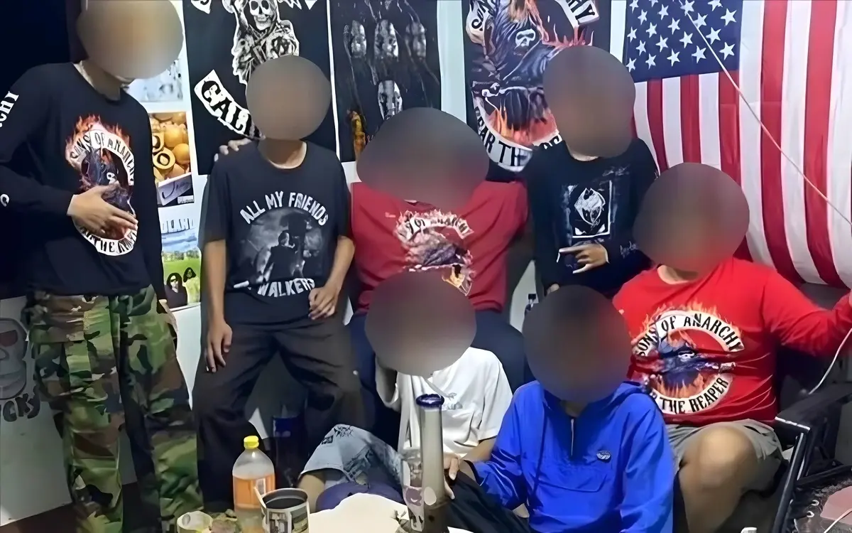 Schockierende Gewalt in Chiang Rai: Jugendbanden verhaftet, keine Reue gezeigt