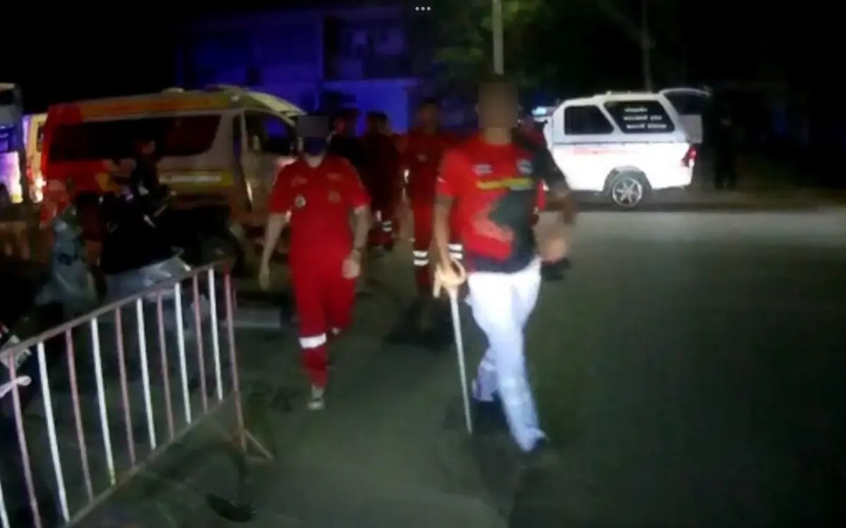 Streit um Transport der Unfallopfer: Kuriose Auseinandersetzung zwischen Rettungsteams in Chiang Mai