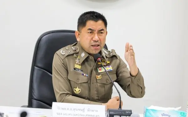 Surachate Hakparn: Die Achterbahnkarriere von Thailands berühmtestem Polizisten
