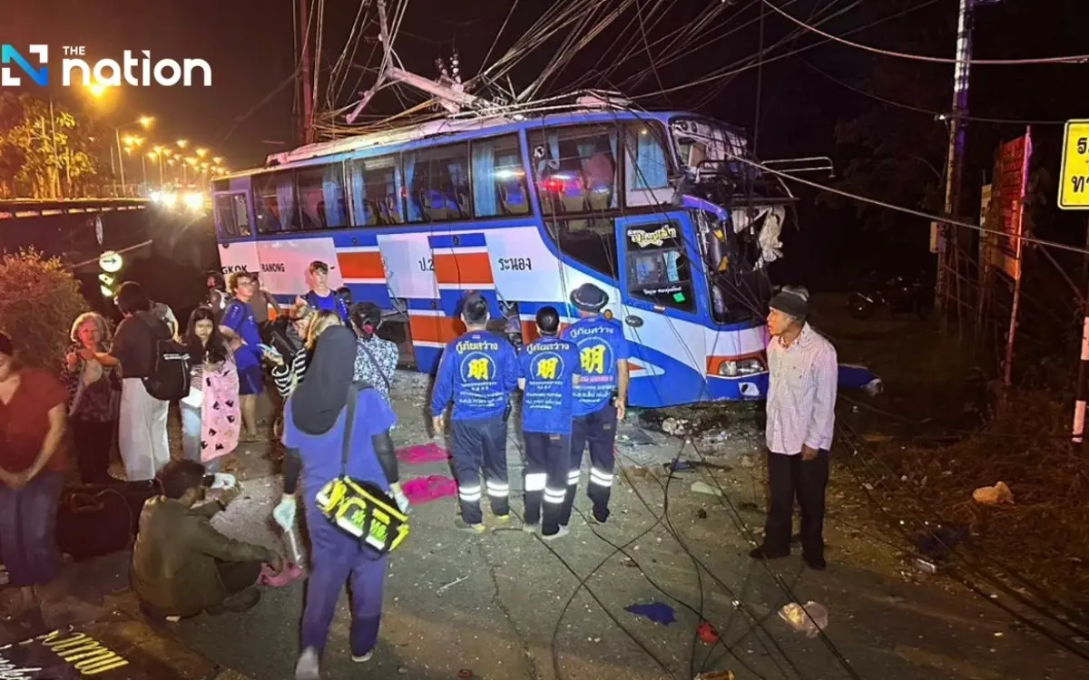 Thailand: Fahrer schläft ein – Busunfall mit internationalen Touristen