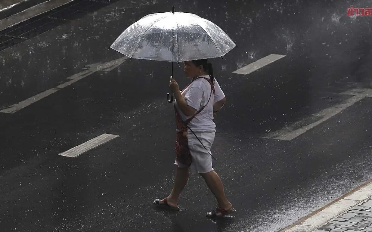 Thailand im Regen-Chaos: Sturzfluten bedrohen Bangkok