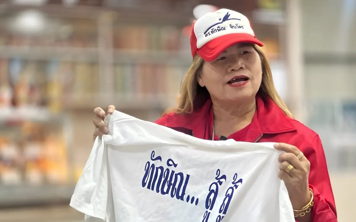 Thaksins Rückkehr nach 18 Jahren: Rothemden in Udon Thani feiern die Hoffnung auf Veränderung