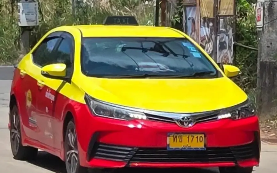 Tourist in Phuket sauer: Grab-Fahrer verlangt plötzlich 100 Baht extra – Das ist nicht das erste Mal!