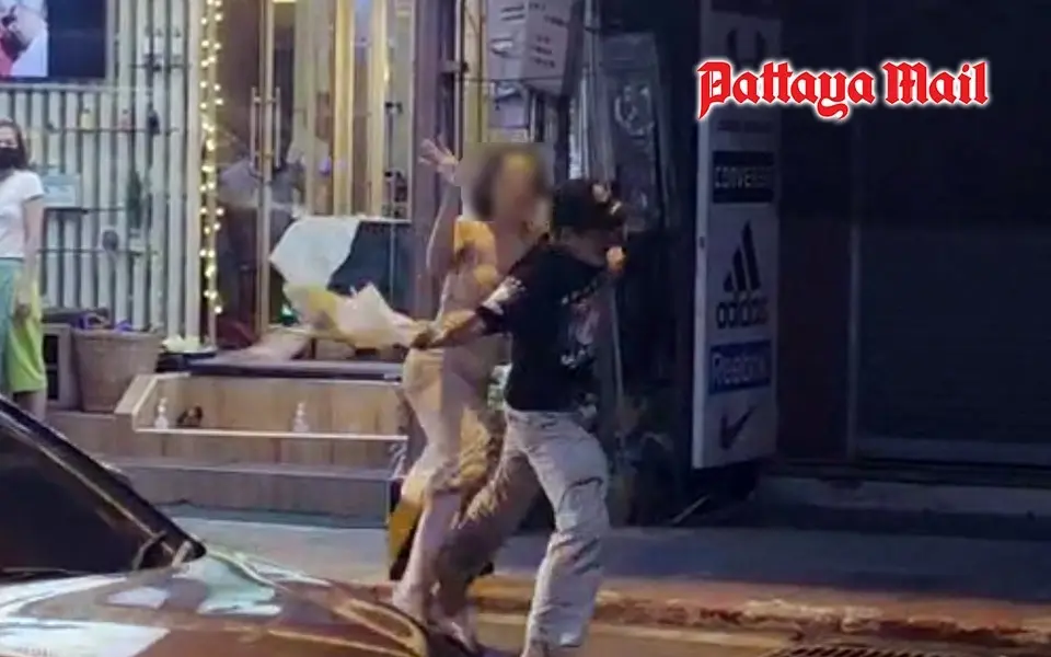 Transgender-Frauen geraten in Pattaya mit ausländischen Touristen aneinander – Wer trägt die Schuld?