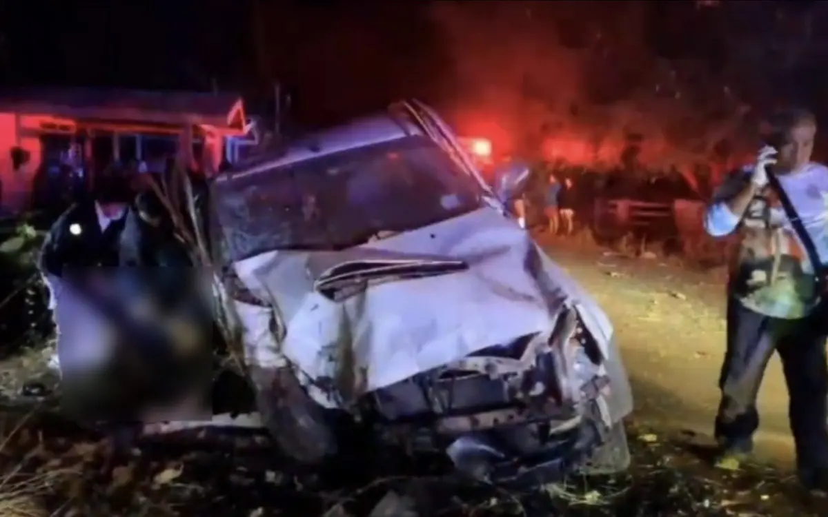 Trauriger Unfall nach Geburtstagsfeier: Teenager verliert Leben in Nakhon Ratchasima – 5 Personen verletzt