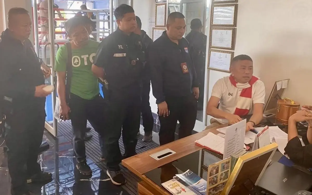 Illegaler Betrieb von Boxschulen: Festnahmen von Ausländern und Thais in Phang Nga