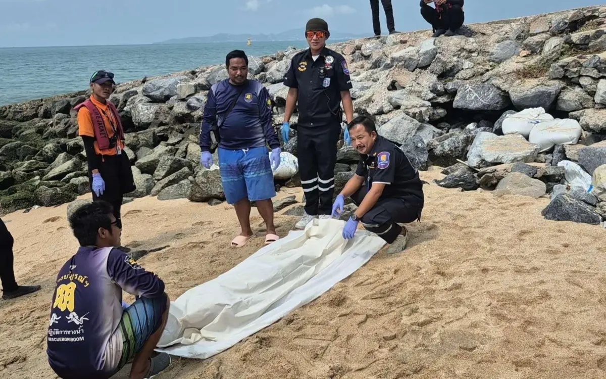 Unheimlicher Fund in Pattaya: Unbekannte Leiche treibt in der Bucht – Polizei ermittelt
