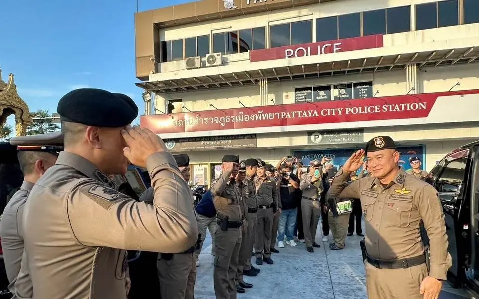 UPDATE: Internet-Berichte über britische Urlauber häufen sich – Ist die verrückte Vergangenheit der Stadt vorbei?