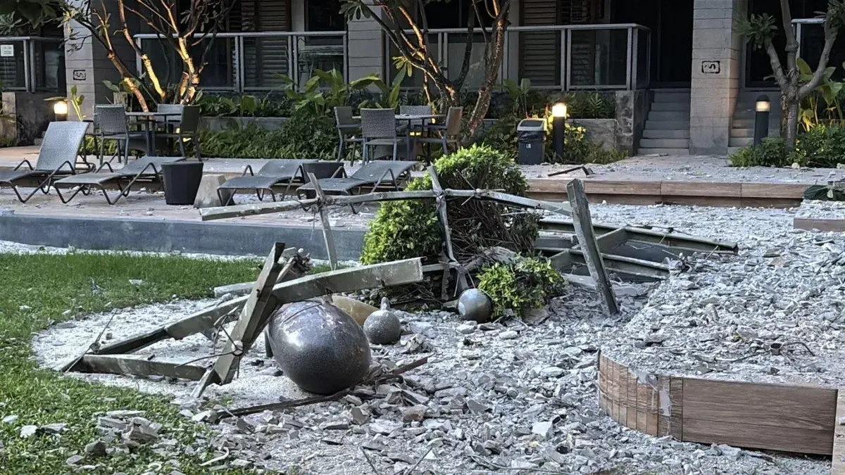 Pattaya: Condo-Betonplatte kracht auf Touristen!