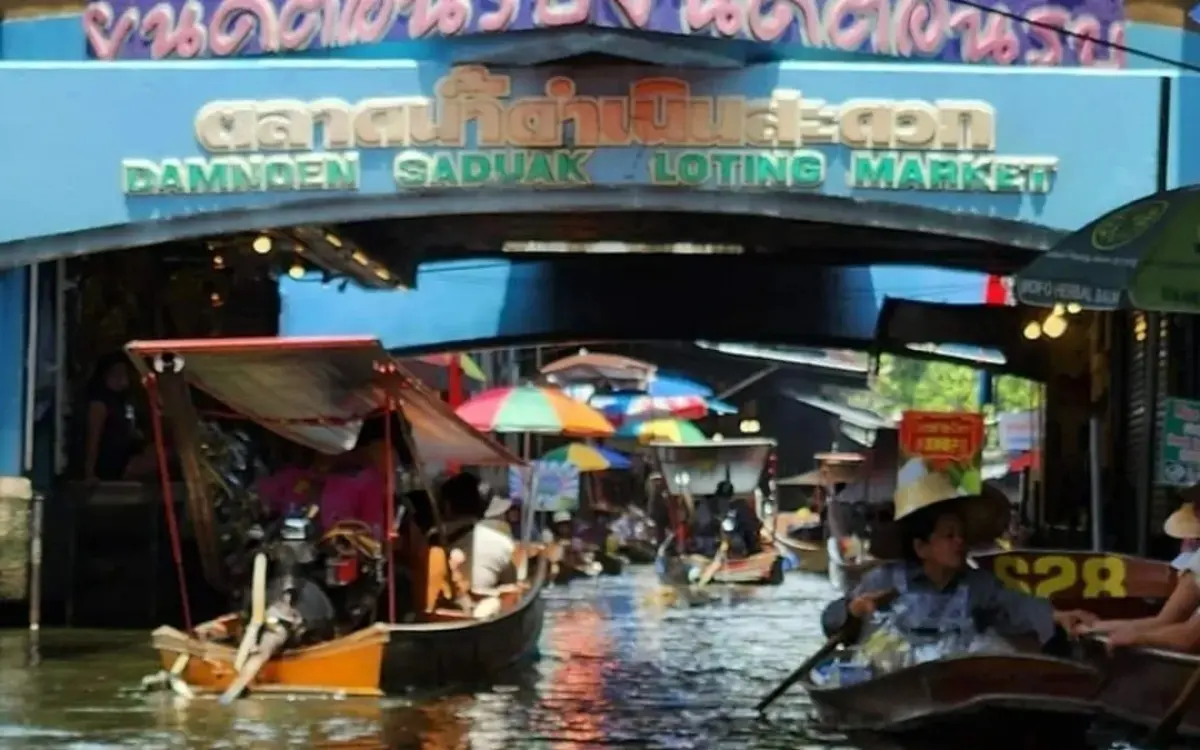 Ausländer empört: 3 Stunden Bootsfahrt – 9.500 Baht!