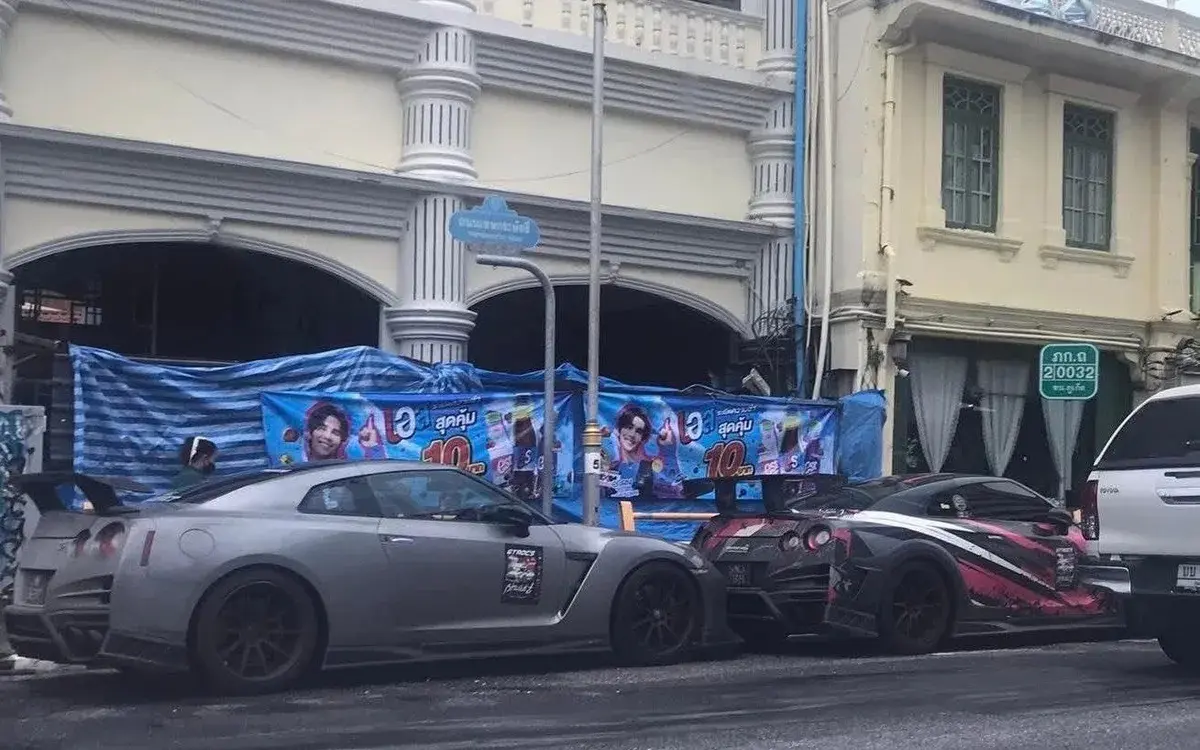 Knöllchen für Supercars: Touristen missachten Regeln in Phuket