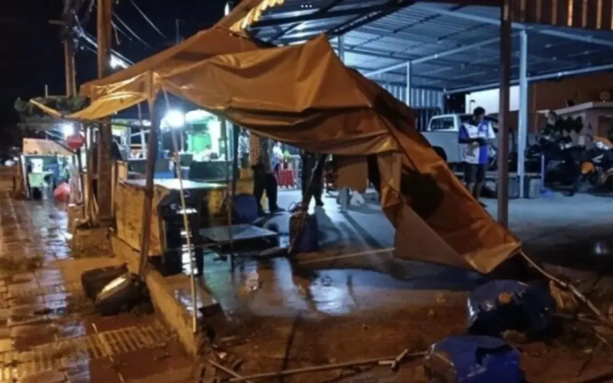 Polizei-Skandal in Chonburi: Offizier rast in Imbiss – und flüchtet