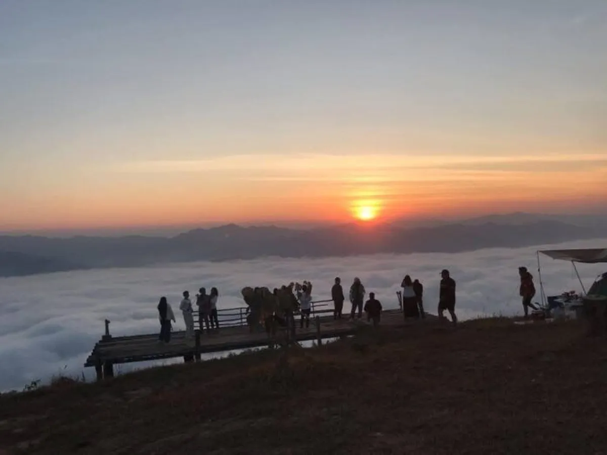 Tourismus in Gefahr: Konflikte und Krisen bremsen Thailands Aufschwung