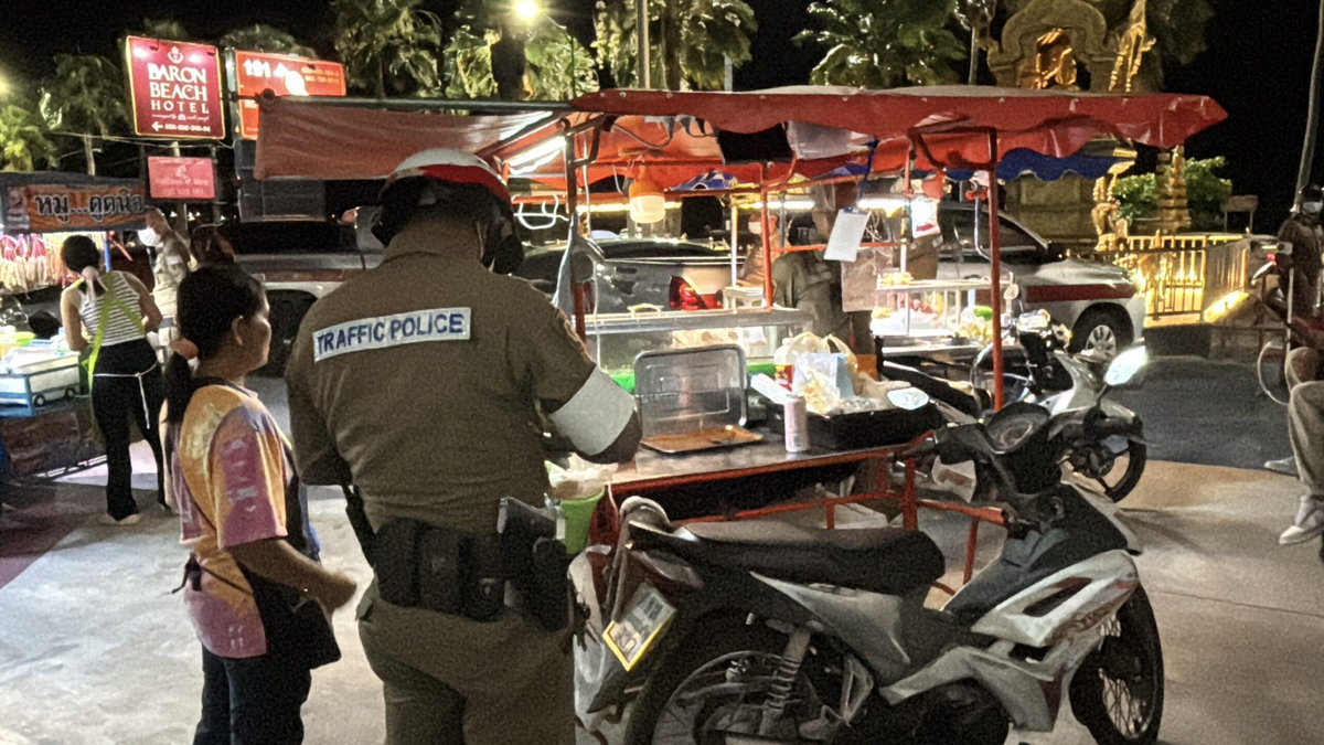 Crackdown in Pattaya! Polizei räumt Straßen rücksichtsloser Händler frei