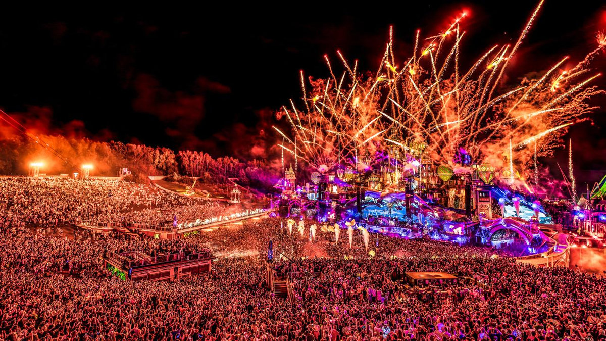 Zwischen Rave und Realität – Gedanken zu Tomorrowland 2026 in Thailand