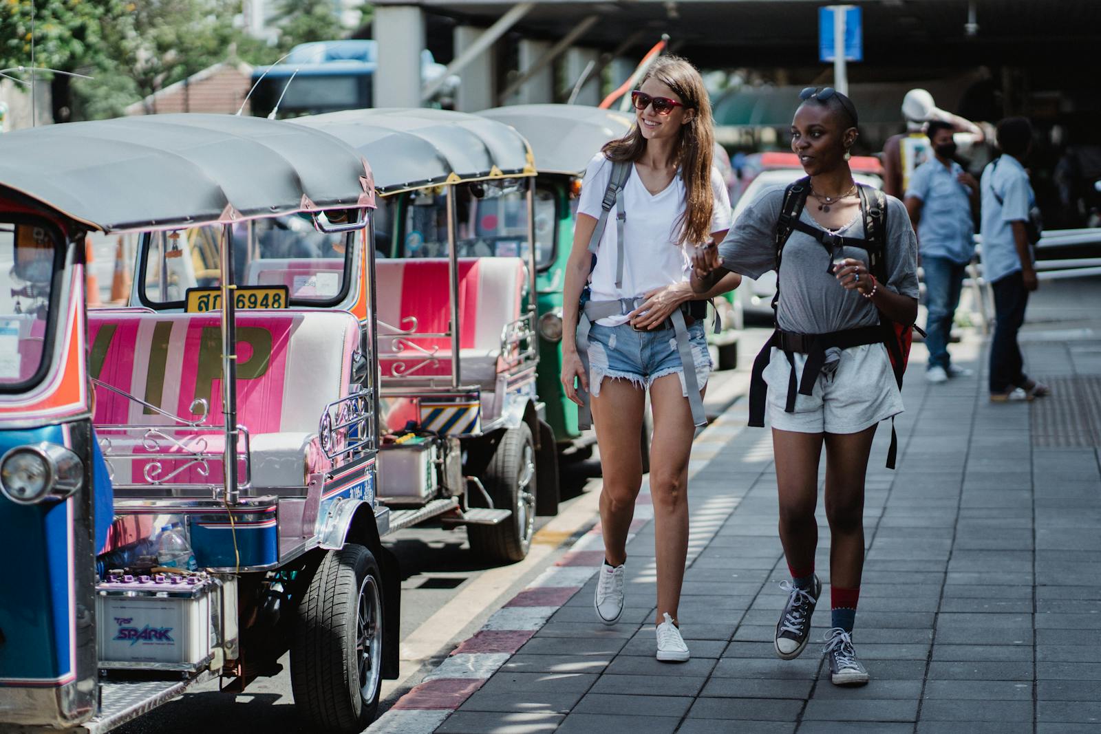 Thailand-Tourismus: Zwischen Euphorie und Realität – Eine mediale Gratwanderung