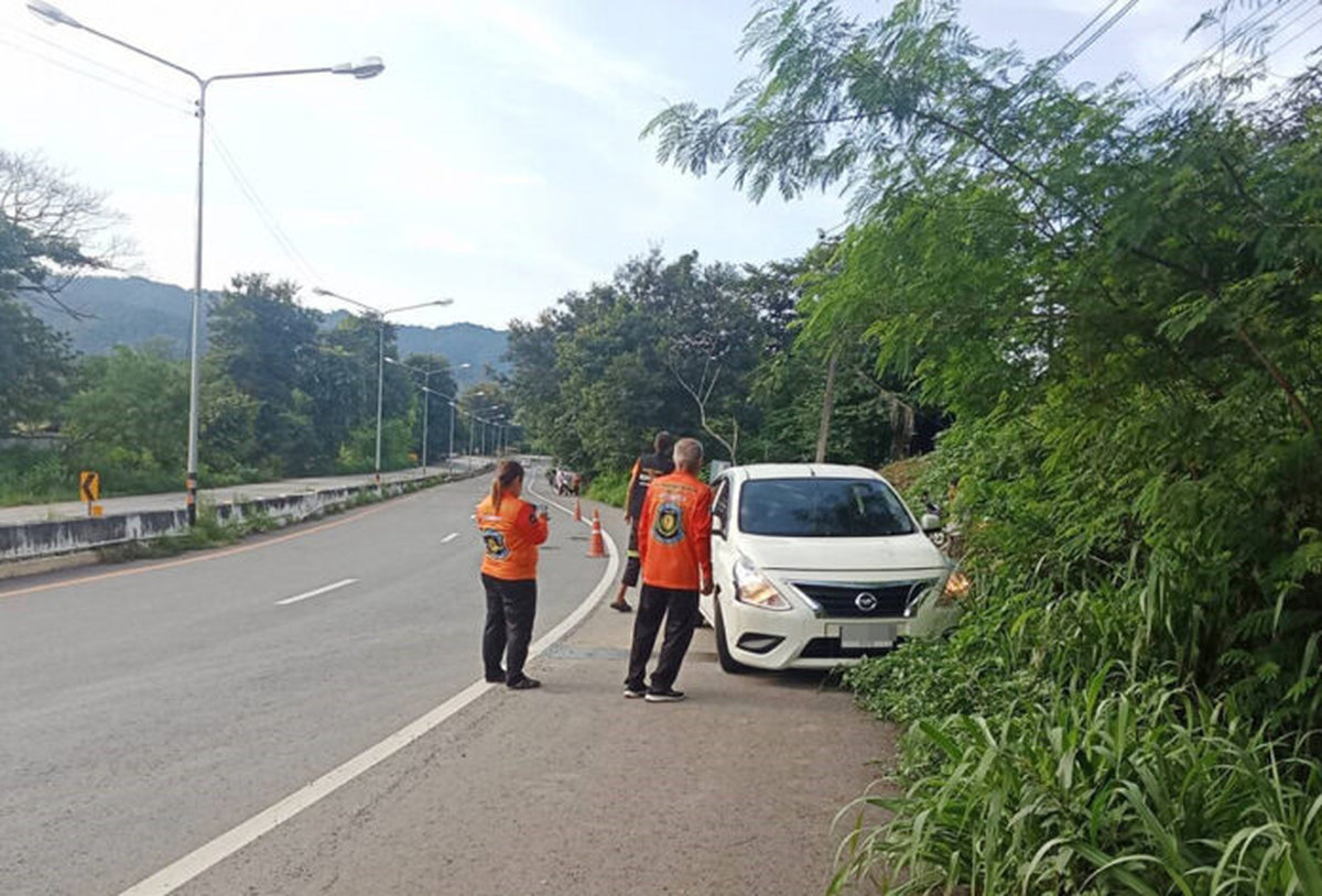 Lampang: Toter Franzose saß stundenlang in gecrashtem Wagen