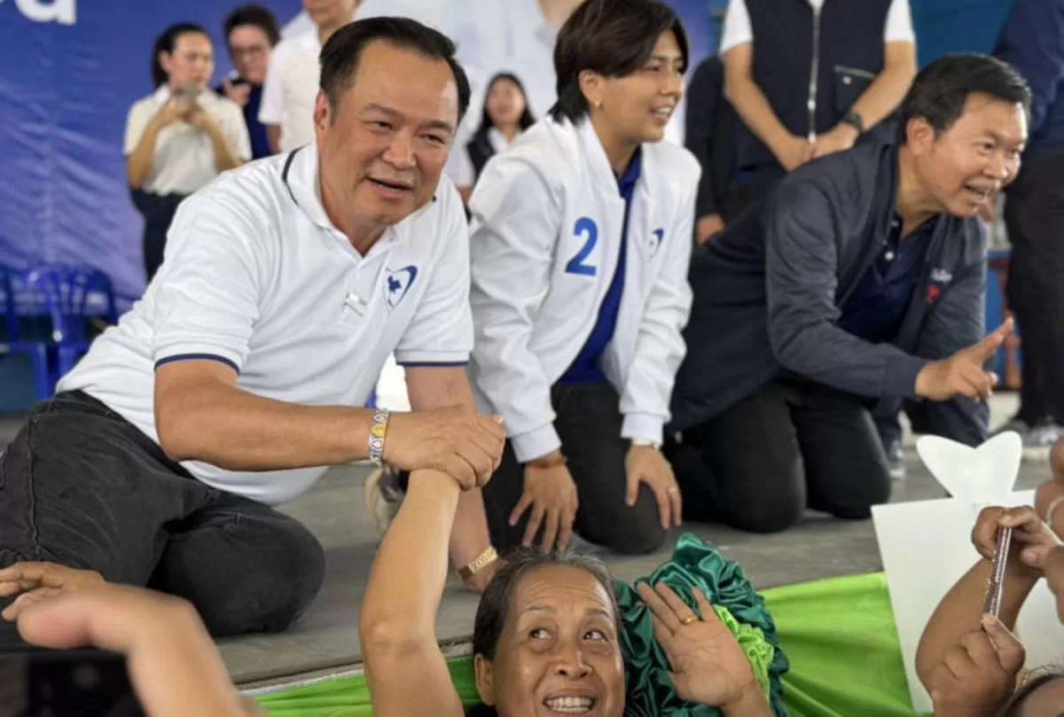 Anutin attackiert: „Buri Ram Power Connection“ enthüllt